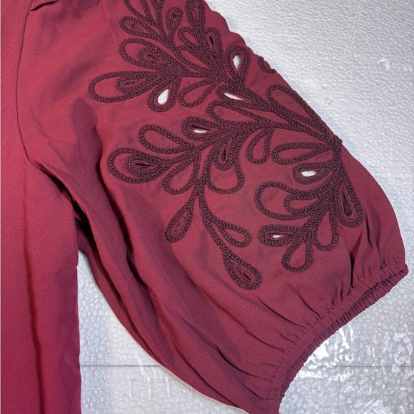 Ann Taylor Burgundy Blouse with Embroidered puff sleeves size M - Picture 7 of 7